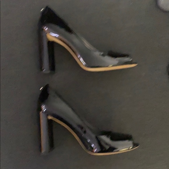 Stuart Weitzman Block Heel - Picture 3 of 5